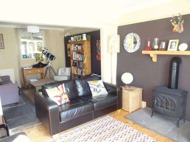  Image of 3 bedroom Detached house for sale in Silver Road Street BA16 at Silver Road  Street, BA16 0JP