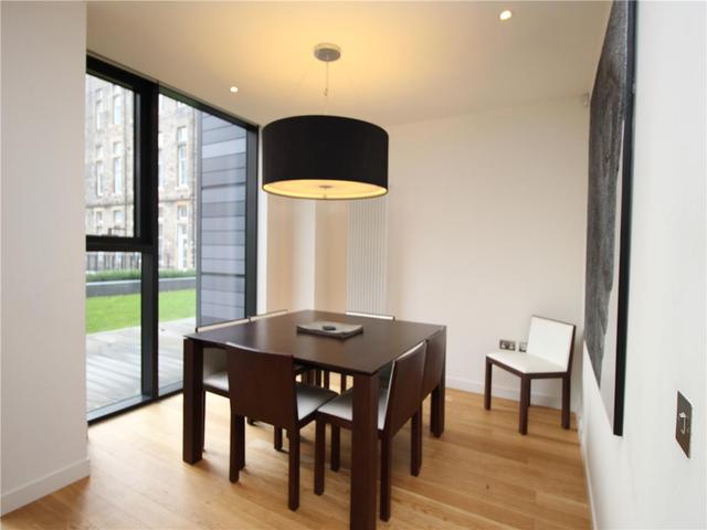  Image of 4 bedroom Flat to rent in Simpson Loan Edinburgh EH3 at City Centre Edinburgh Edinburgh, EH3 9GB