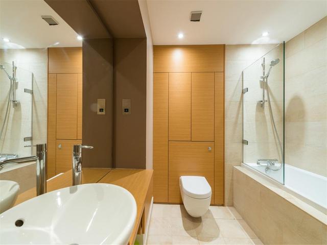  Image of 2 bedroom Flat to rent in Lauriston Place Edinburgh EH3 at City Centre Edinburgh Edinburgh, EH3 9DG