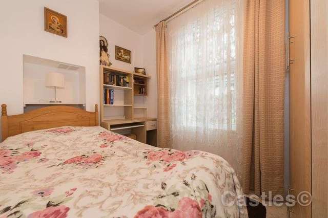  Image of 2 bedroom Flat for sale in Sirdar Road London N22 at Sirdar Road Wood Green London, N22 6QS