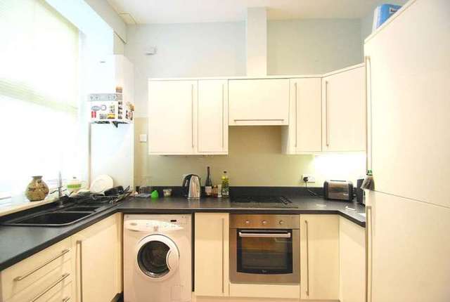  Image of 1 bedroom Flat to rent in Skardu Road London NW2 at Skardu Road Cricklewood London, NW2 3ES