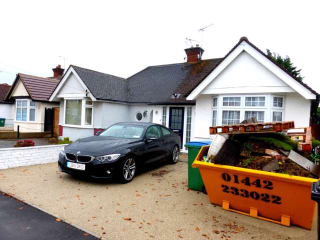  Image of 3 bedroom Detached house for sale in Southfield Avenue Watford WD24 at Southfield Avenue  Watford, WD24 7DX