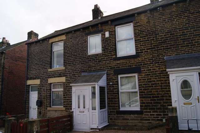  Image of 2 bedroom Terraced house to rent in Springstone Avenue Ossett WF5 at Ossett Ossett, WF5 9EH