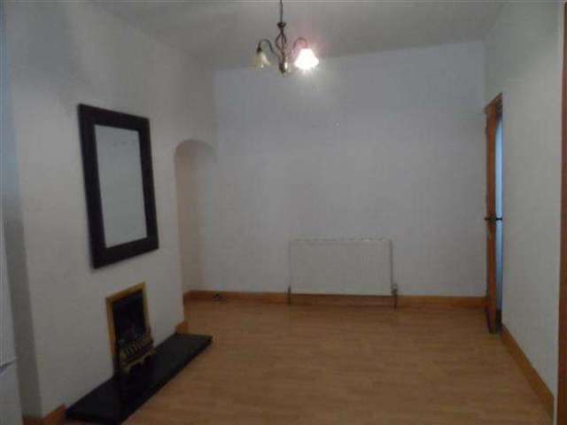  Image of 3 bedroom Terraced house to rent in St. Annes Road Halifax HX3 at Southowram, HX3 0RU