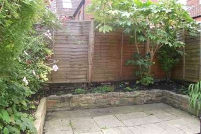  Image of 3 bedroom Detached house to rent in St. Cuthbert Street Wells BA5 at Wells, BA5 2AW