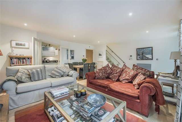  Image of 2 bedroom Flat for sale in St. George Wharf London SW8 at London  South Lambeth, SW8 2LR