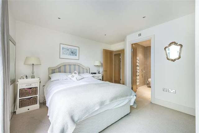  Image of 2 bedroom Flat for sale in St. George Wharf London SW8 at London  South Lambeth, SW8 2LR