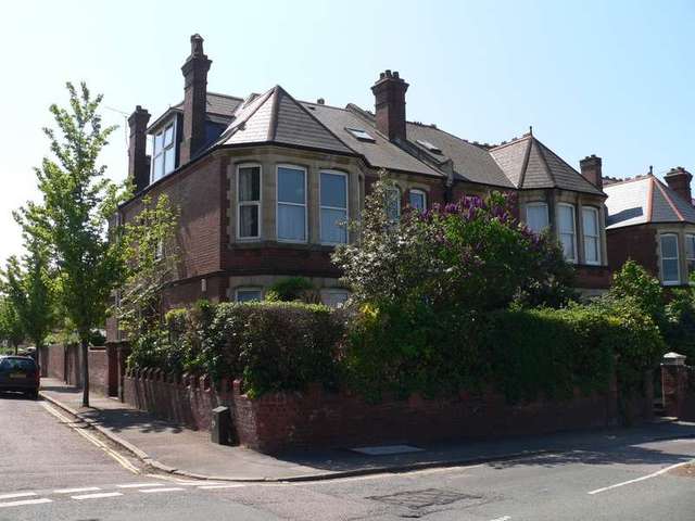  Image of 1 bedroom House Share to rent in Magdalen Road Exeter EX2 at St Leonards  Exeter, EX2 4TA