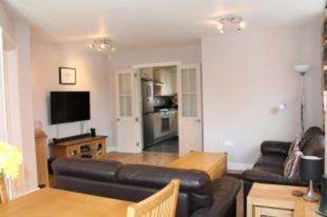  Image of 3 bedroom Semi-Detached house for sale in St. Peters Way Bishopton Stratford-upon-Avon CV37 at Stratford-Upon-Avon Warwickshire Shottery, CV37 0RX