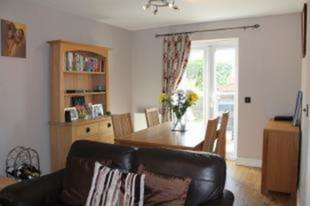  Image of 3 bedroom Semi-Detached house for sale in St. Peters Way Bishopton Stratford-upon-Avon CV37 at Stratford-Upon-Avon Warwickshire Shottery, CV37 0RX