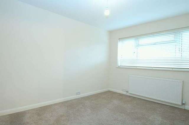  Image of 3 bedroom Terraced house to rent in Station Avenue Walton-on-Thames KT12 at Station Avenue  Walton-On-Thames, KT12 1PE