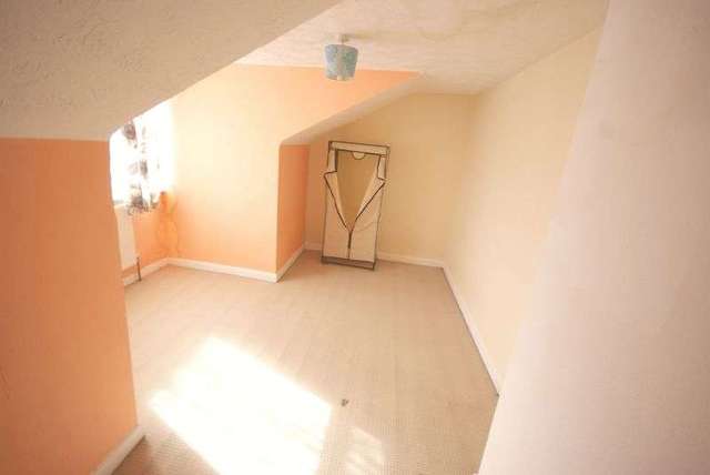  Image of 2 bedroom Flat for sale in Stoke Road Gosport PO12 at Stoke Road  Gosport, PO12 1LS