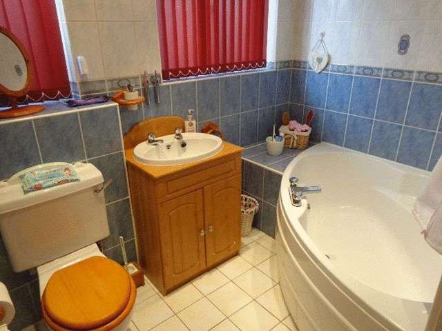  Image of 2 bedroom Detached house for sale in Stonehurst Road Worthing BN13 at Stonehurst Road  Worthing, BN13 1LY