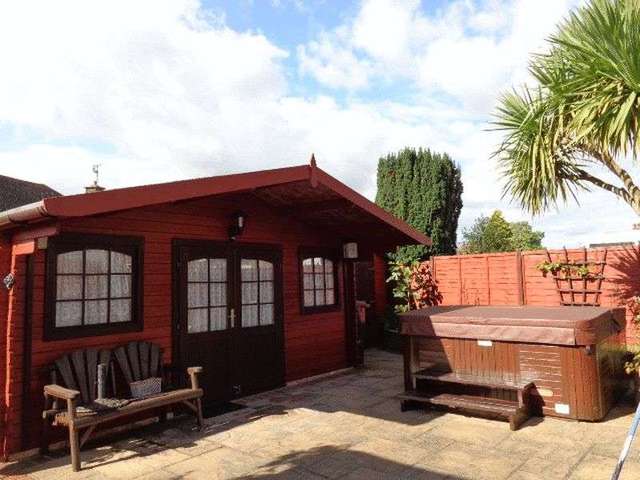  Image of 2 bedroom Detached house for sale in Stonehurst Road Worthing BN13 at Stonehurst Road  Worthing, BN13 1LY