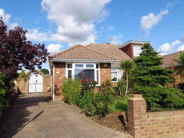  Image of 2 bedroom Detached house for sale in Stonehurst Road Worthing BN13 at Stonehurst Road  Worthing, BN13 1LY