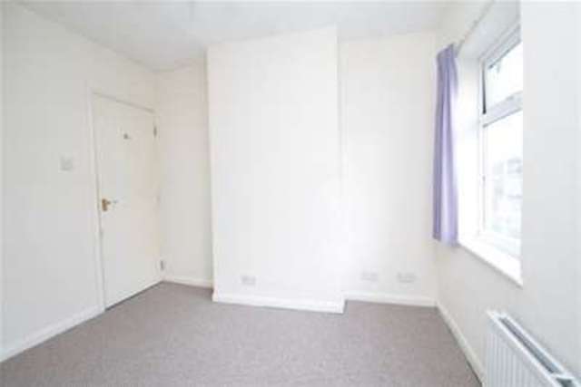  Image of 2 bedroom Detached house to rent in Sultan Street Beckenham BR3 at Beckenham, BR3 4QS