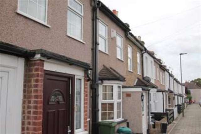  Image of 2 bedroom Detached house to rent in Sultan Street Beckenham BR3 at Beckenham, BR3 4QS