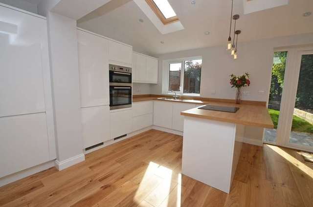  Image of 4 bedroom Detached house for sale in Tennyson Avenue Rugby CV22 at Tennyson Avenue  Rugby, CV22 6JF