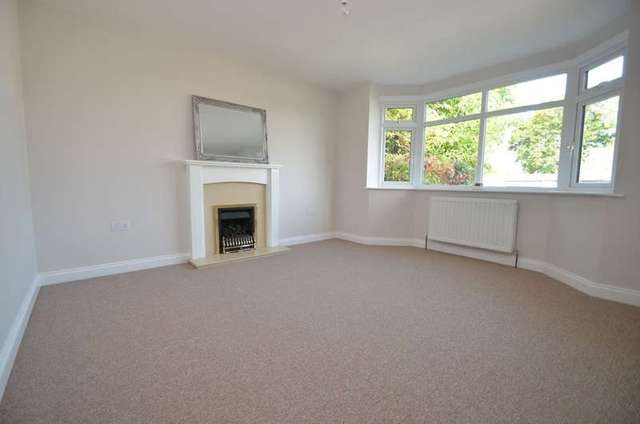  Image of 4 bedroom Detached house for sale in Tennyson Avenue Rugby CV22 at Tennyson Avenue  Rugby, CV22 6JF