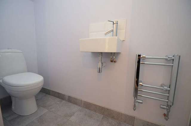  Image of 4 bedroom Detached house for sale in Tennyson Avenue Rugby CV22 at Tennyson Avenue  Rugby, CV22 6JF