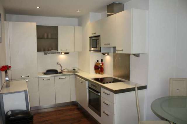  Image of 2 bedroom Apartment to rent in Clowes Street Salford M3 at The Edge Clowes Street Manchester, M3 5NB