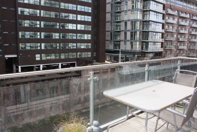  Image of 2 bedroom Apartment to rent in Clowes Street Salford M3 at The Edge Clowes Street Manchester, M3 5NB