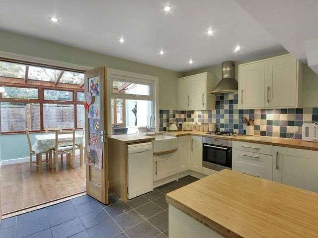  Image of 3 bedroom Terraced house for sale in The Platt Dormansland Lingfield RH7 at The Platt Dormansland Lingfield, RH7 6QU