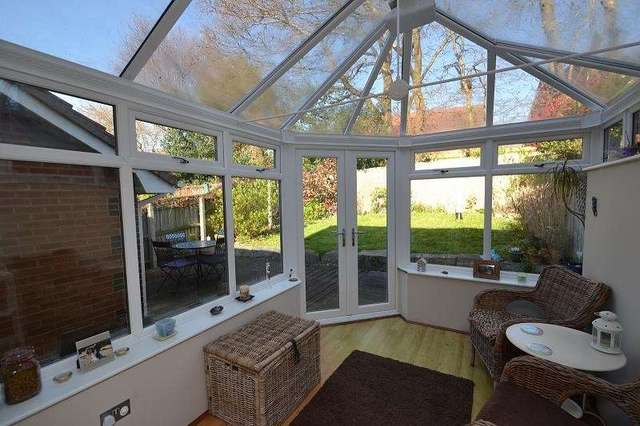  Image of 2 bedroom Property to rent in The Spinney Lytchett Matravers Poole BH16 at The Spinney Lytchett Matravers Poole, BH16 6AS