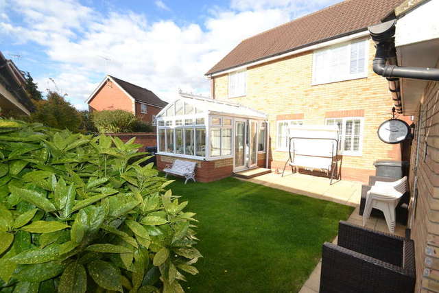  Image of 3 bedroom Detached house for sale in The Thatchers Thorley Bishop