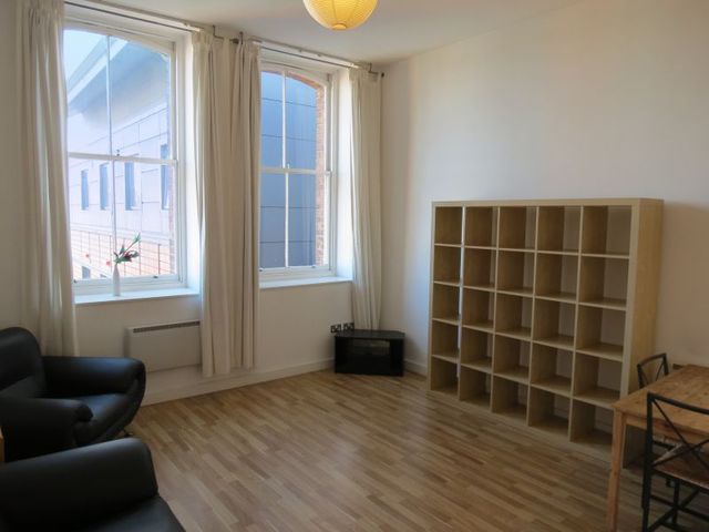  Image of 1 bedroom Apartment to rent in Newton Street Manchester M1 at 72-76 Newton Street  Manchester City, M1 1EU