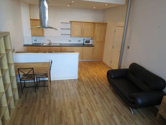  Image of 1 bedroom Apartment to rent in Newton Street Manchester M1 at 72-76 Newton Street  Manchester City, M1 1EU