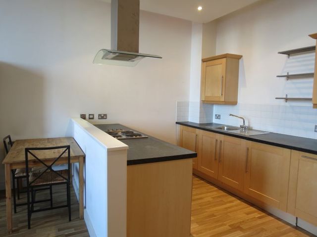  Image of 1 bedroom Apartment to rent in Newton Street Manchester M1 at 72-76 Newton Street  Manchester City, M1 1EU