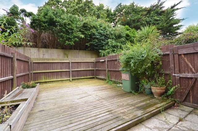 Image of 4 bedroom Semi-Detached house to rent in The Avenue Totland Bay PO39 at Totland Bay Isle Of Wight, PO39 0DL
