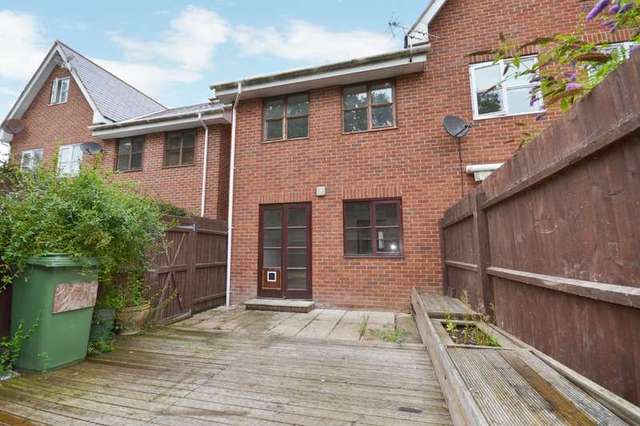  Image of 4 bedroom Semi-Detached house to rent in The Avenue Totland Bay PO39 at Totland Bay Isle Of Wight, PO39 0DL