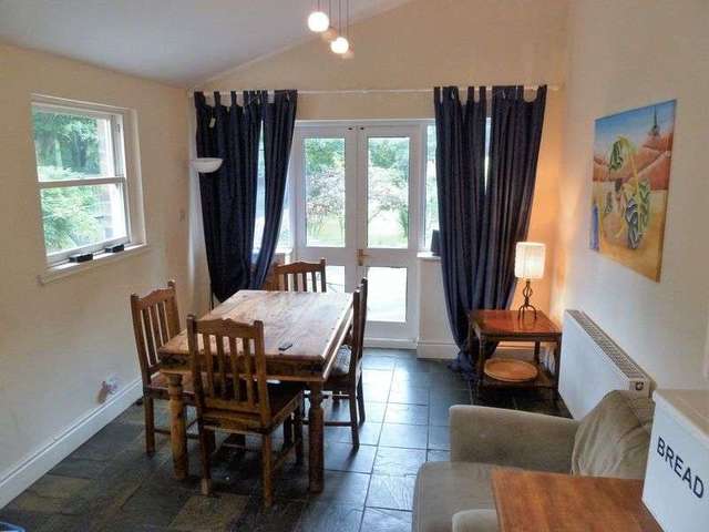  Image of 5 bedroom Semi-Detached house to rent in Trafalgar Road Moseley Birmingham B13 at Trafalgar Road Moseley Birmingham, B13 8BT