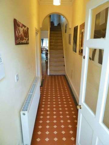  Image of 5 bedroom Semi-Detached house to rent in Trafalgar Road Moseley Birmingham B13 at Trafalgar Road Moseley Birmingham, B13 8BT