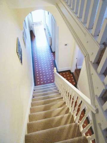  Image of 5 bedroom Semi-Detached house to rent in Trafalgar Road Moseley Birmingham B13 at Trafalgar Road Moseley Birmingham, B13 8BT