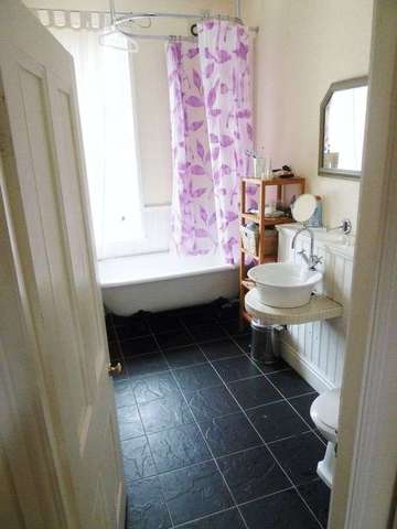  Image of 5 bedroom Semi-Detached house to rent in Trafalgar Road Moseley Birmingham B13 at Trafalgar Road Moseley Birmingham, B13 8BT