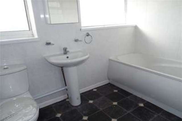 Image of 3 bedroom Maisonette to rent in Treforest Road Coventry CV3 at Coventry, CV3 1FN
