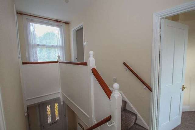  Image of 3 bedroom Detached house to rent in Down End Lords Meadow Industrial Estate Crediton EX17 at Commercial Road  Crediton, EX17 1ER
