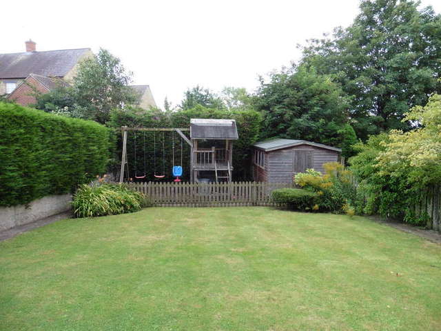  Image of 4 bedroom Semi-Detached house for sale in Orchard Lane Upper Heyford Bicester OX25 at Upper Heyford Bicester Oxfordshire, OX25 5LD