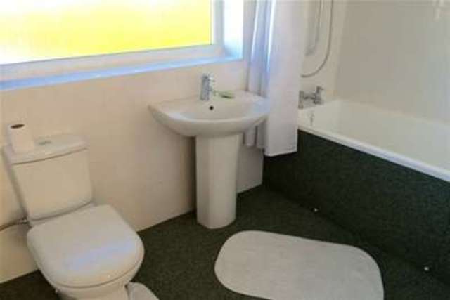  Image of 3 bedroom Semi-Detached house to rent in Melrose Avenue Vicars Cross Chester CH3 at Chester, CH3 5JB