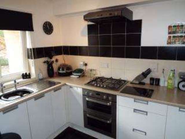  Image of 2 bedroom Flat for sale in Vintners Close Peterborough PE3 at Peterborough Cambridgeshire Longthorpe, PE3 6BT