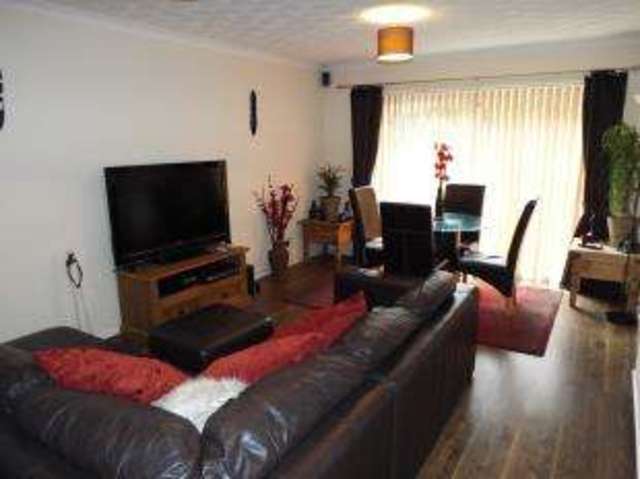  Image of 2 bedroom Flat for sale in Vintners Close Peterborough PE3 at Peterborough Cambridgeshire Longthorpe, PE3 6BT