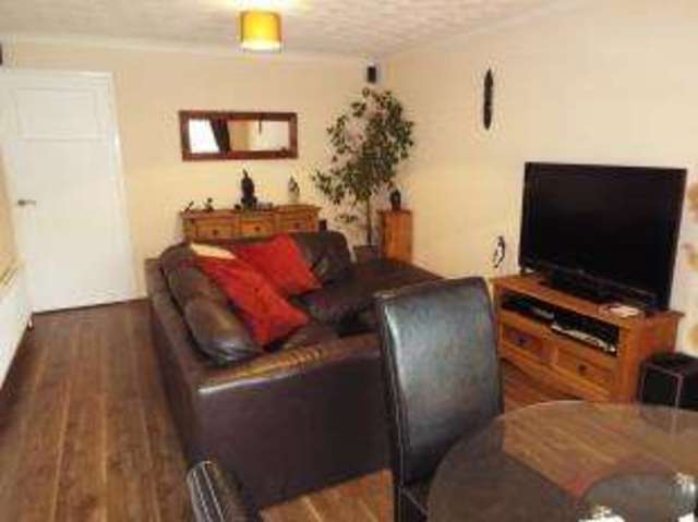  Image of 2 bedroom Flat for sale in Vintners Close Peterborough PE3 at Peterborough Cambridgeshire Longthorpe, PE3 6BT