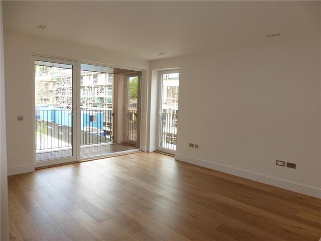  Image of 2 bedroom Flat to rent in Wallace Gardens Edinburgh EH12 at Murrayfield Edinburgh Edinburgh, EH12 6HT