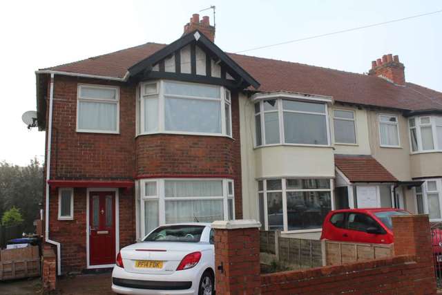  Image of 3 bedroom Semi-Detached house to rent in Leys Road Blackpool FY2 at Warbreck Hill Road  Blackpool, FY2 0SH
