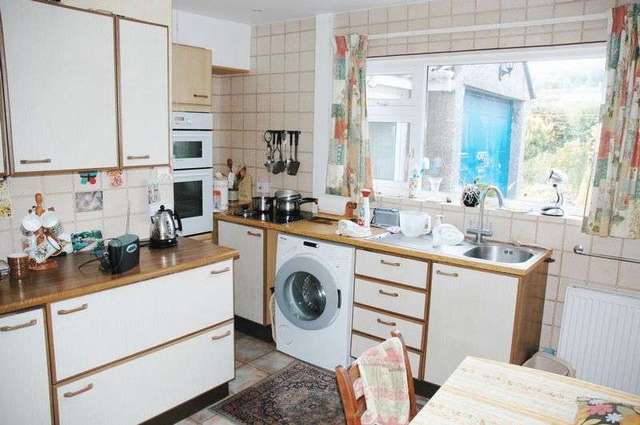  Image of 2 bedroom Detached house to rent in Warren Lane Long Ashton Bristol BS41 at Warren Lane Long Ashton Bristol, BS41 9DA
