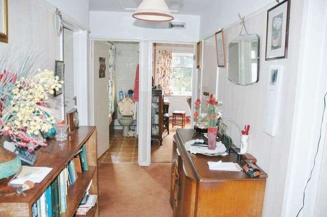  Image of 2 bedroom Detached house to rent in Warren Lane Long Ashton Bristol BS41 at Warren Lane Long Ashton Bristol, BS41 9DA