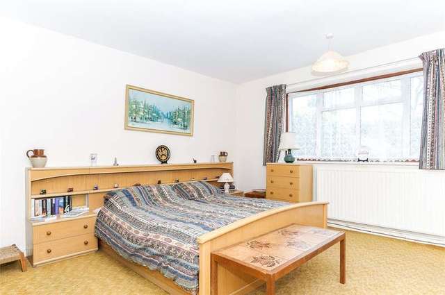  Image of 5 bedroom Detached house for sale in Watery Lane Clifton Hampden Abingdon OX14 at Clifton Hampden Abingdon Clifton Hampden, OX14 3EJ
